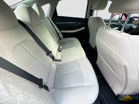 New 2026 Hyundai Sonata SE FWD image 19