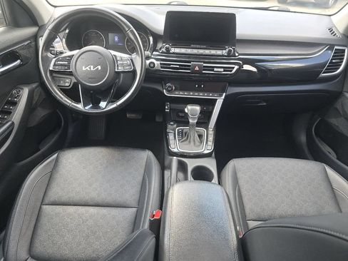 Used 2023 Kia Seltos EX AWD/4WD image 22