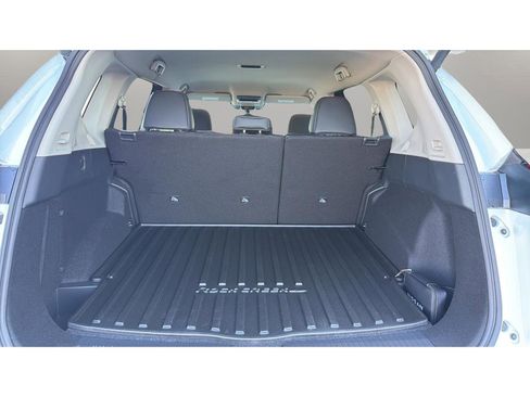 New 2026 Nissan Rogue SV AWD/4WD image 12