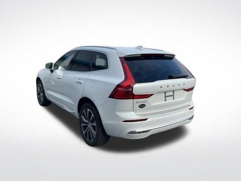 Used 2022 Volvo XC60 T8 Inscription Expression w/ Advanced Package image 5