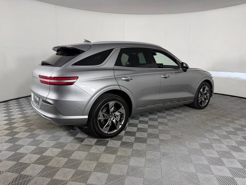 Used 2025 Genesis Electrified GV70 AWD/4WD image 8