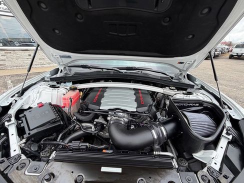 Used 2020 Chevrolet Camaro SS RWD image 48