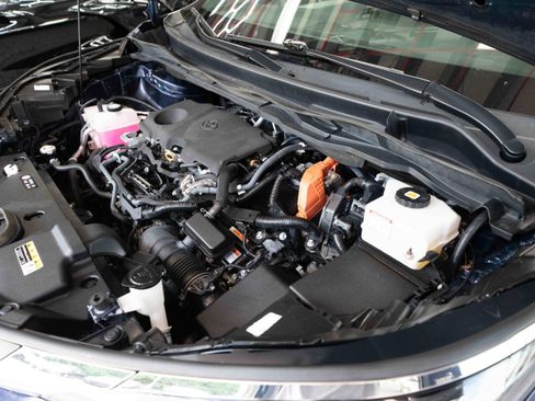 Used 2022 Toyota Sienna LE AWD/4WD image 33