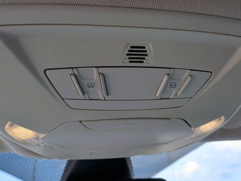 Used 2019 Ford Escape Titanium image 23