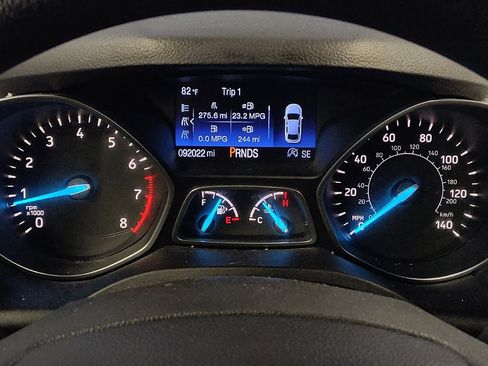 Used 2017 Ford Escape SE AWD/4WD image 23