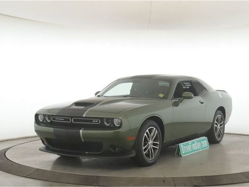 Used 2019 Dodge Challenger GT w/ Cold Weather Group image 10