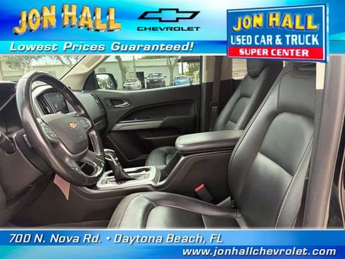 Used 2022 Chevrolet Colorado LT w/ Trail Boss Package AWD/4WD image 17