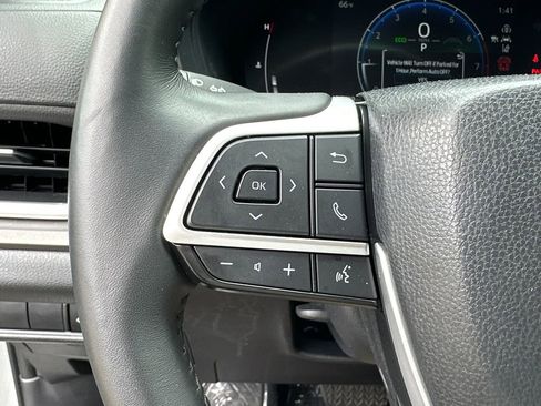 Used 2025 Toyota Grand Highlander AWD image 21