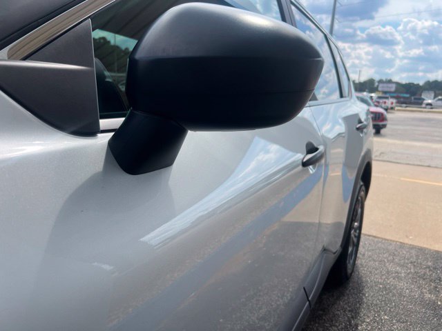 Used 2024 Nissan Rogue S AWD/4WD image 6