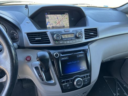 Used 2016 Honda Odyssey Touring Elite image 22
