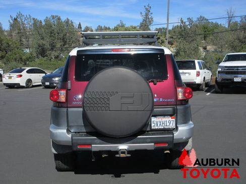 Used 2007 Toyota FJ Cruiser 4WD image 5