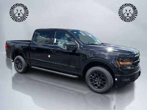 New 2026 Ford F150 XLT w/ Equipment Group 302A MID AWD/4WD image 3