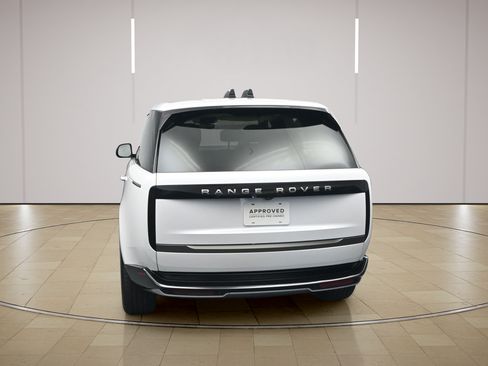 Used 2025 Land Rover Range Rover Long Wheelbase SE AWD/4WD image 21