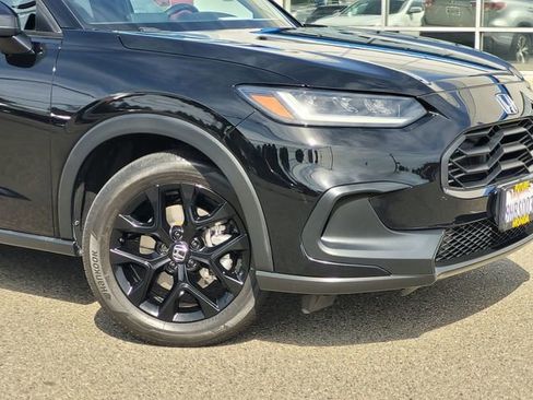 Used 2024 Honda HR-V Sport image 9