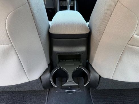 Used 2014 Toyota Corolla LE FWD image 20