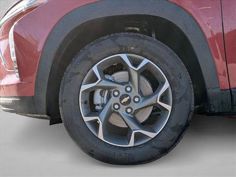 New 2026 Chevrolet Trax LT w/ Driver Confidence Package image 18