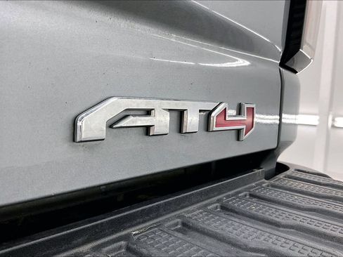 Used 2024 GMC Sierra 3500 AT4 w/ Technology Package AWD/4WD image 8