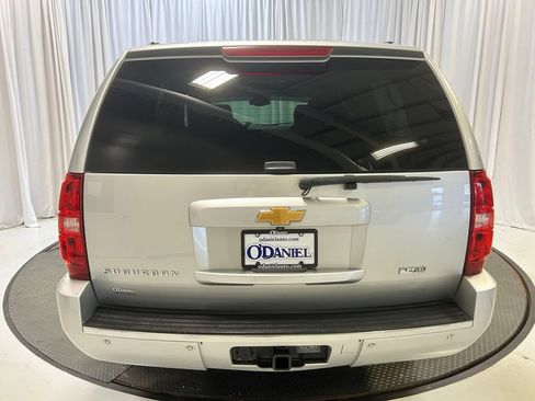 Used 2012 Chevrolet Suburban LTZ AWD/4WD image 30