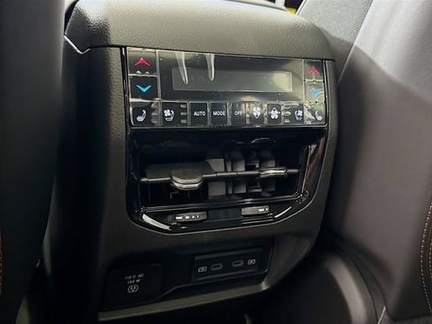 New 2026 Jeep Grand Cherokee Summit AWD/4WD image 26