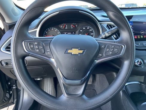Used 2024 Chevrolet Malibu LT image 34