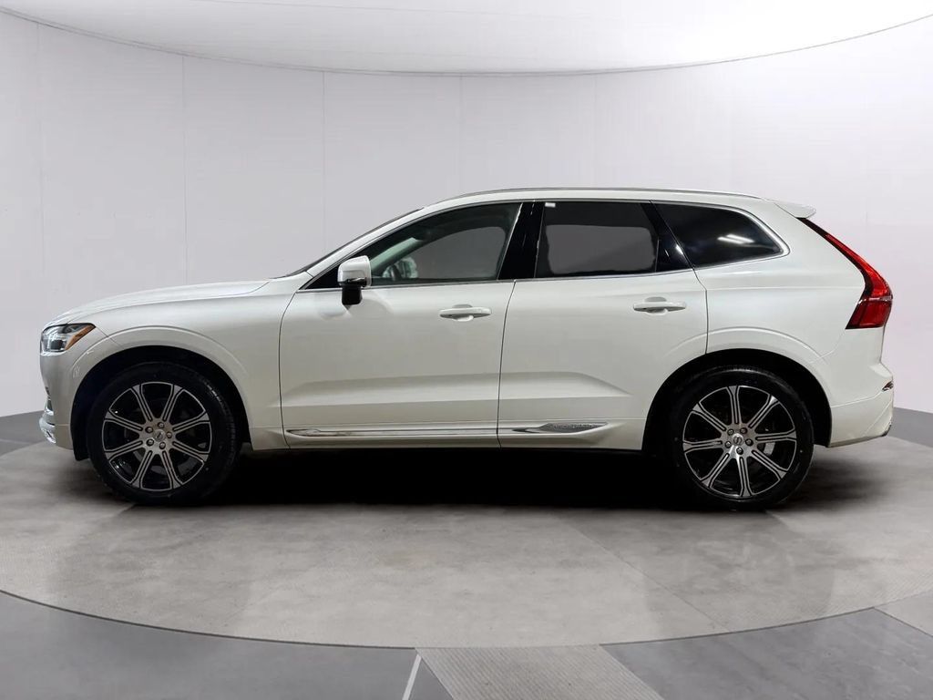 Used 2020 Volvo XC60 T5 Inscription w/ Protection Package AWD/4WD image 6