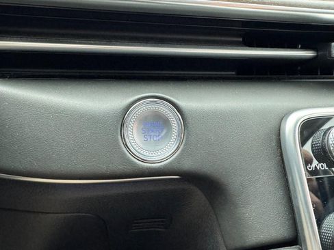 Certified 2025 Genesis GV80 2.5T Prestige image 24