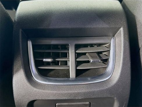 Used 2025 Chevrolet Blazer LT image 24