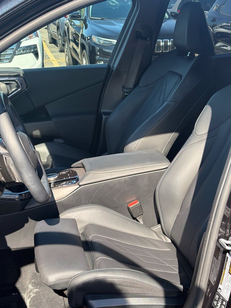 Used 2025 BMW X3 xDrive30i w/ M Sport Package AWD/4WD image 8
