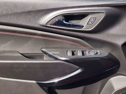 New 2026 Chevrolet Trax RS w/ Sunroof Package FWD image 20