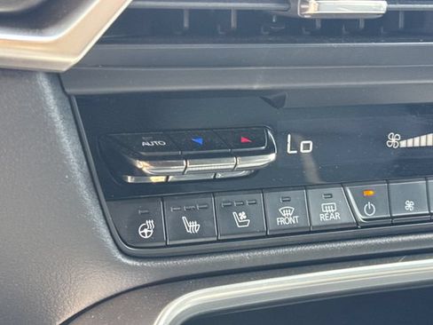 Used 2025 MAZDA CX-90 Plug-In Hybrid w/ Premium Plus AWD/4WD image 25