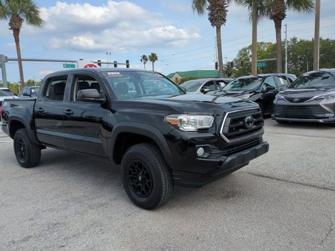 Used 2023 Toyota Tacoma SR5 RWD image 3