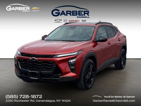 Used 2024 Chevrolet Trax ACTIV w/ Sunroof Package FWD image 1