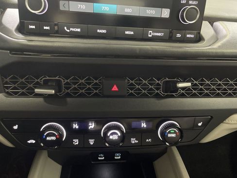 Used 2025 Honda Accord SE image 18