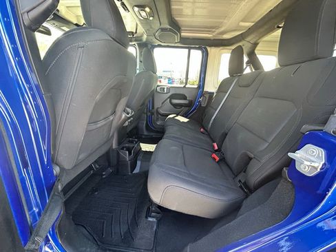 Used 2019 Jeep Wrangler Unlimited Sport S AWD/4WD image 27