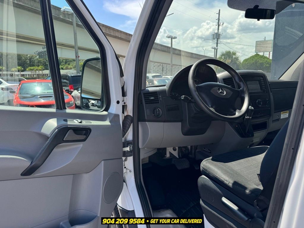 Used 2017 Mercedes-Benz Sprinter 2500 image 22