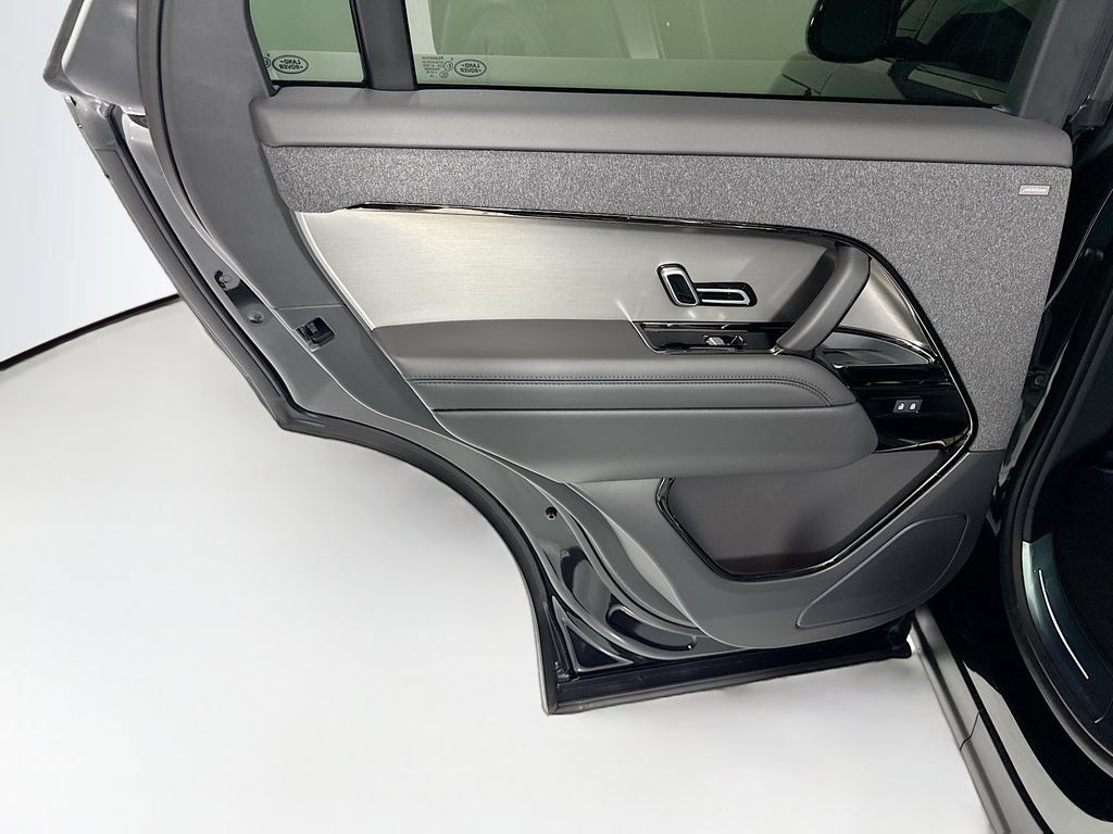 New 2026 Land Rover Range Rover Sport SE AWD/4WD image 26