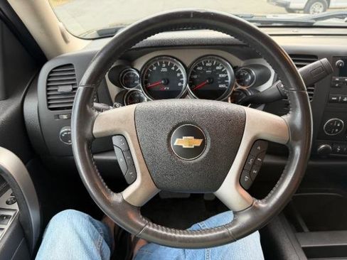 Used 2011 Chevrolet Silverado 1500 LT w/ All-Star Edition AWD/4WD image 15