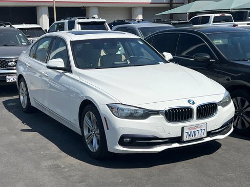 Used 2017 BMW 330i Sedan RWD image 2