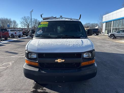 Used 2015 Chevrolet Express 2500 RWD image 22