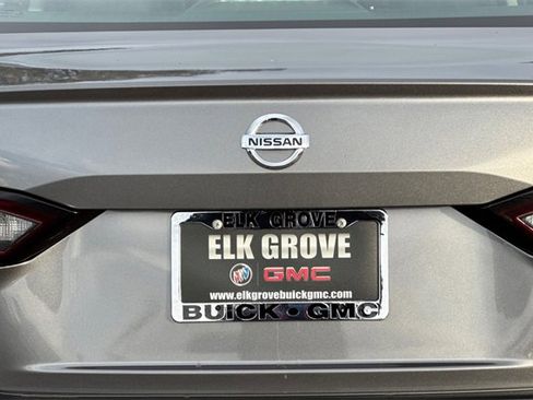 Used 2022 Nissan Altima 2.5 SR image 47