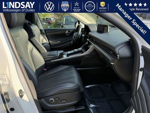 Used 2023 Genesis GV80 3.5T image 11