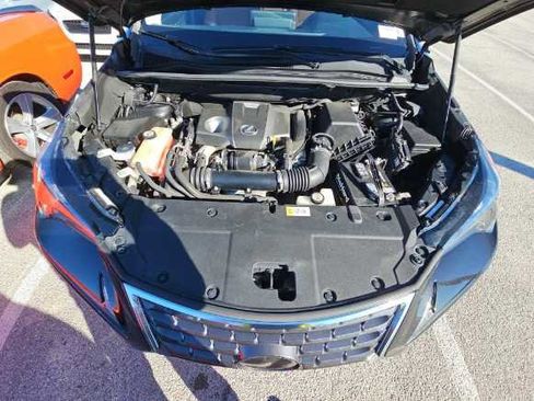 Used 2018 Lexus NX 300 FWD image 19