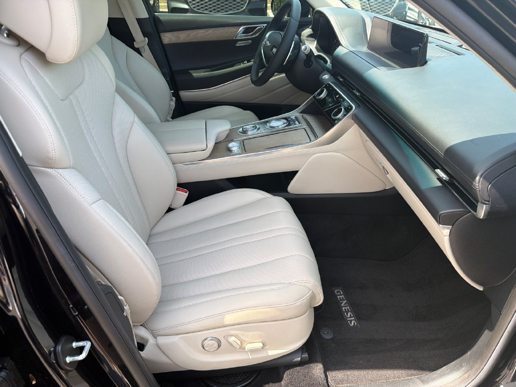 Used 2022 Genesis GV80 2.5T AWD/4WD image 15