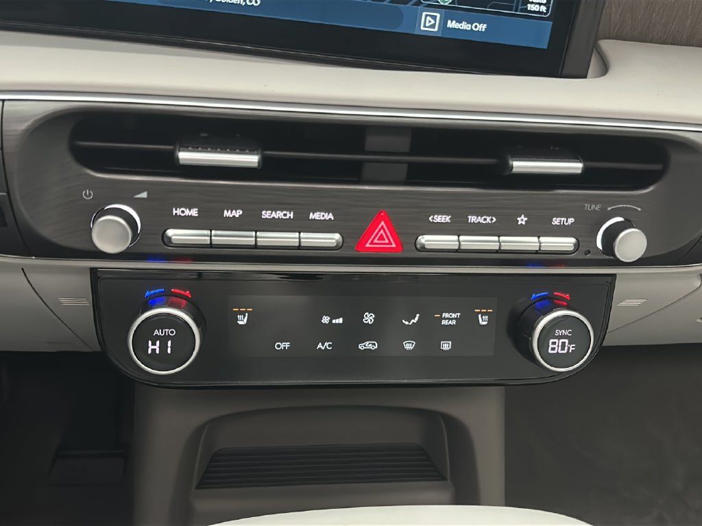 Certified 2026 Hyundai Palisade SEL AWD/4WD image 28