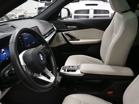 Used 2026 BMW X2 xDrive28i AWD/4WD image 21