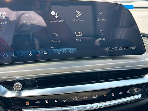 New 2025 Cadillac Lyriq Luxury image 27