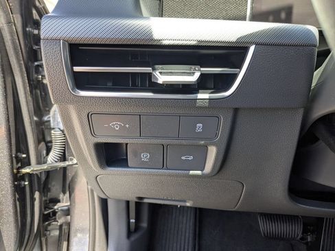 Used 2025 Hyundai Sonata SEL FWD image 23