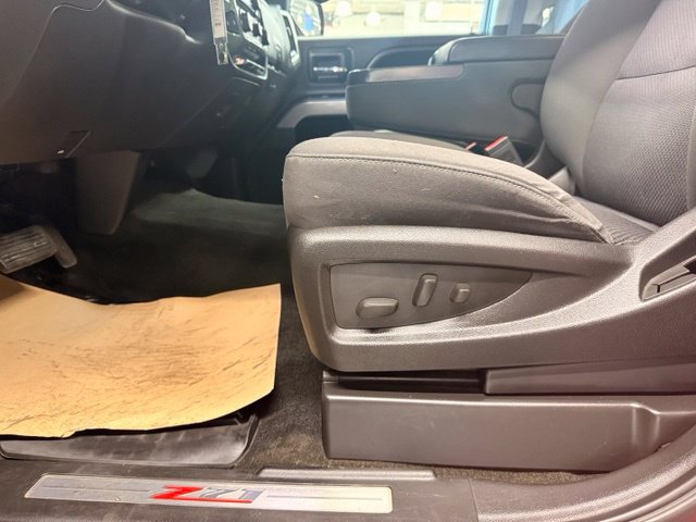 Used 2015 Chevrolet Silverado 1500 LT w/ All Star Edition AWD/4WD image 9