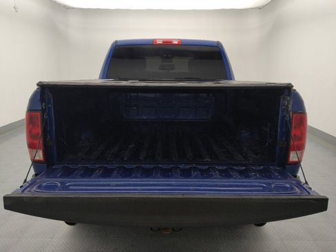 Used 2017 RAM 1500 Express w/ Express Value Package image 29