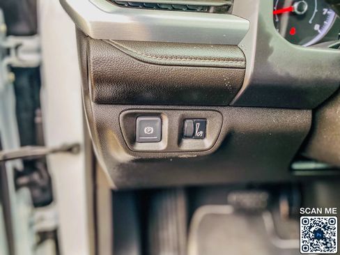 Used 2019 GMC Acadia SLE w/ Driver Alert Package I image 17